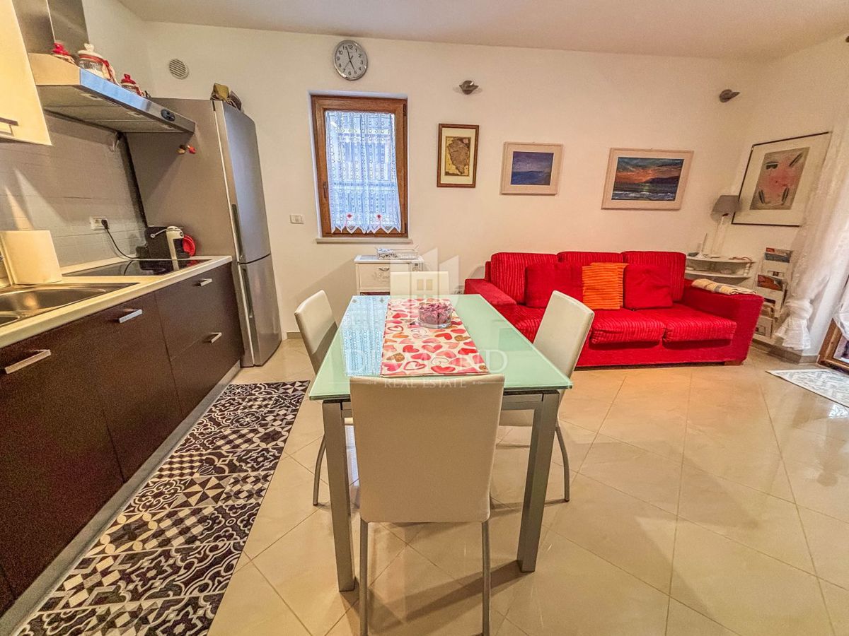 In esclusiva! Cittanova, appartamento al piano terra a 100 metri dalla spiaggia!