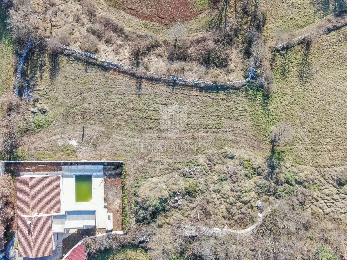 Bellissimo terreno vicino a Rovigno
