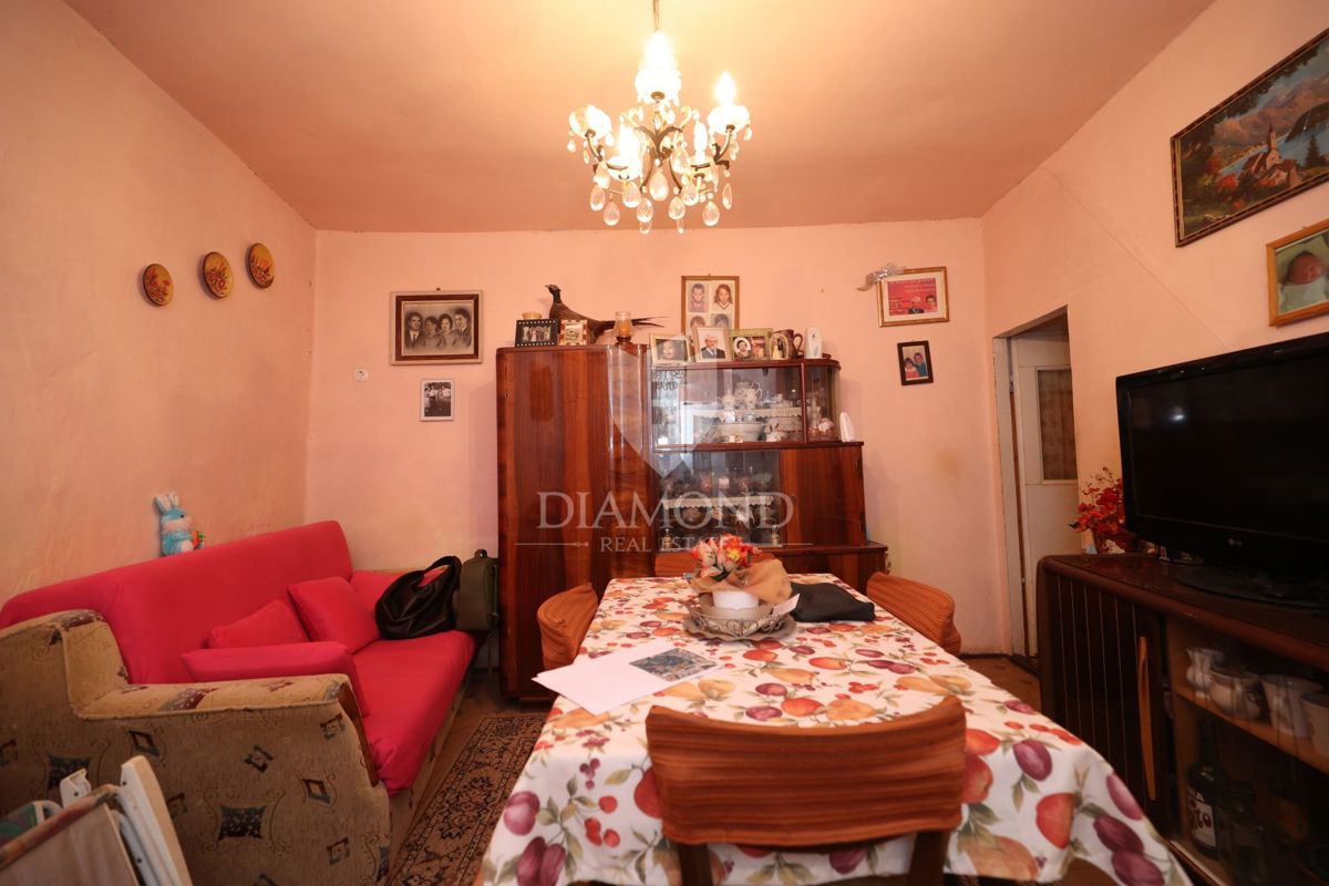 Esclusiva, Bale, casa in pietra nel centro storico