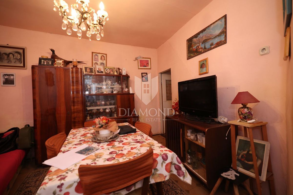 Esclusiva, Bale, casa in pietra nel centro storico