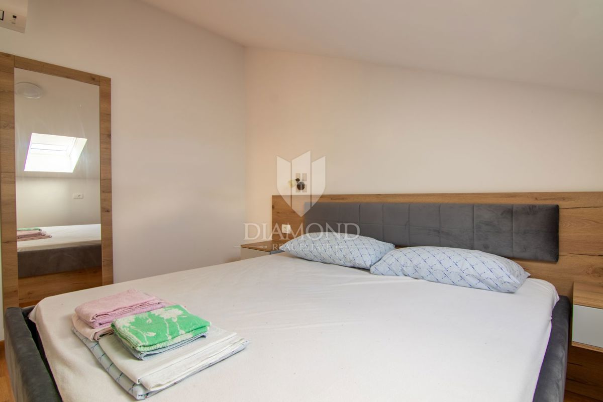 Krk, Njivice, appartamento con due camere da letto e vista mare