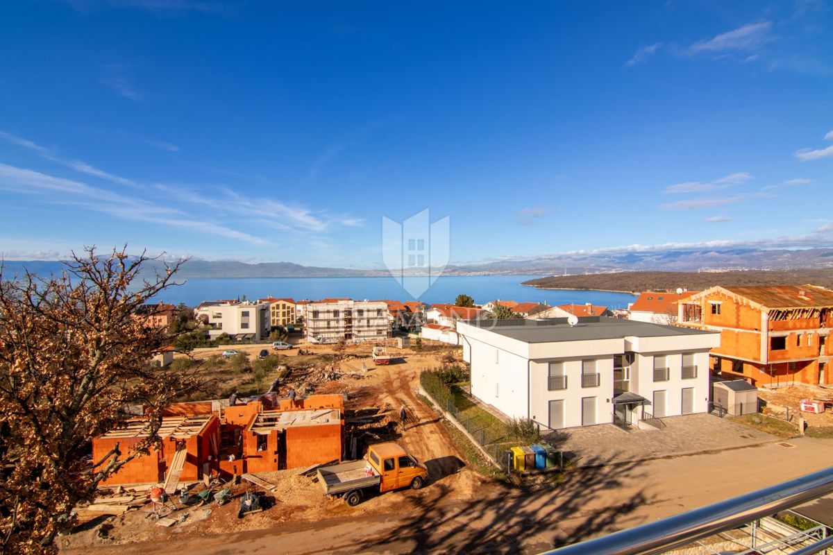 Krk, Njivice, appartamento con due camere da letto e vista mare