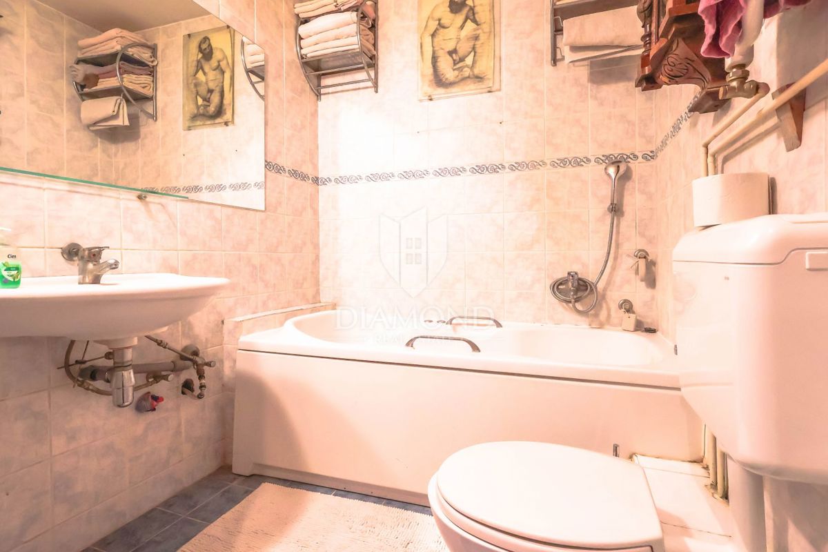 Appartamento Trešnjevka, Trešnjevka - Sjever, 63m2