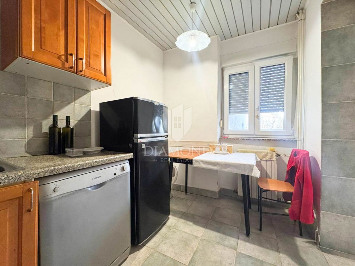 Zagabria, Britannico! Appartamento con due camere da letto e terrazza!