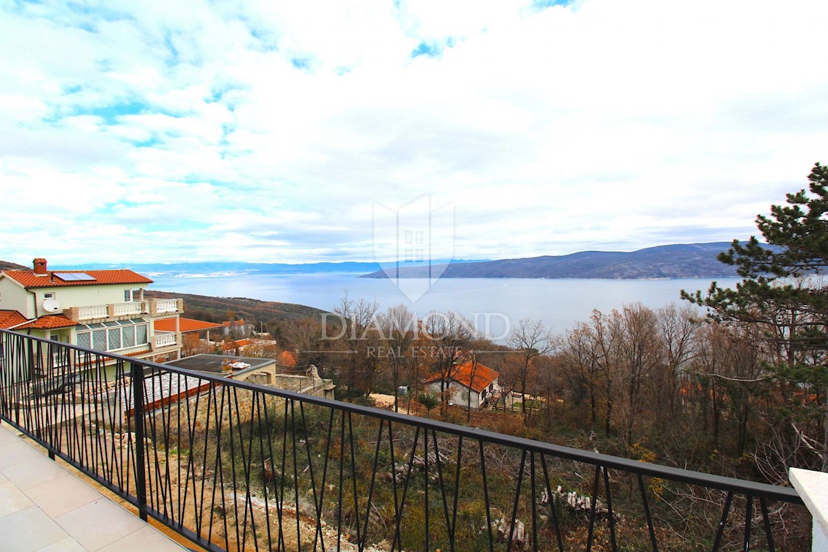 Labin, Rabac, nuova casa con una bellissima vista sul mare