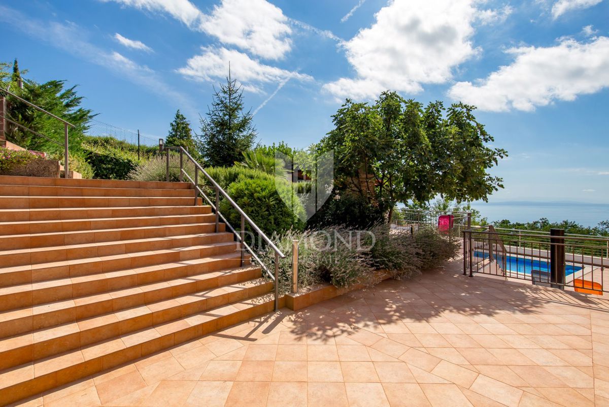 Opatija, dintorni, bellissima tenuta in un'ottima posizione