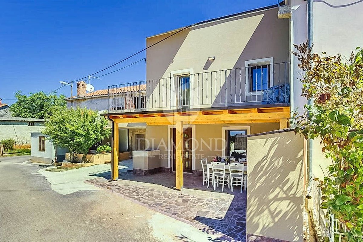 Parenzo, dintorni, affascinante casa con vista mare!