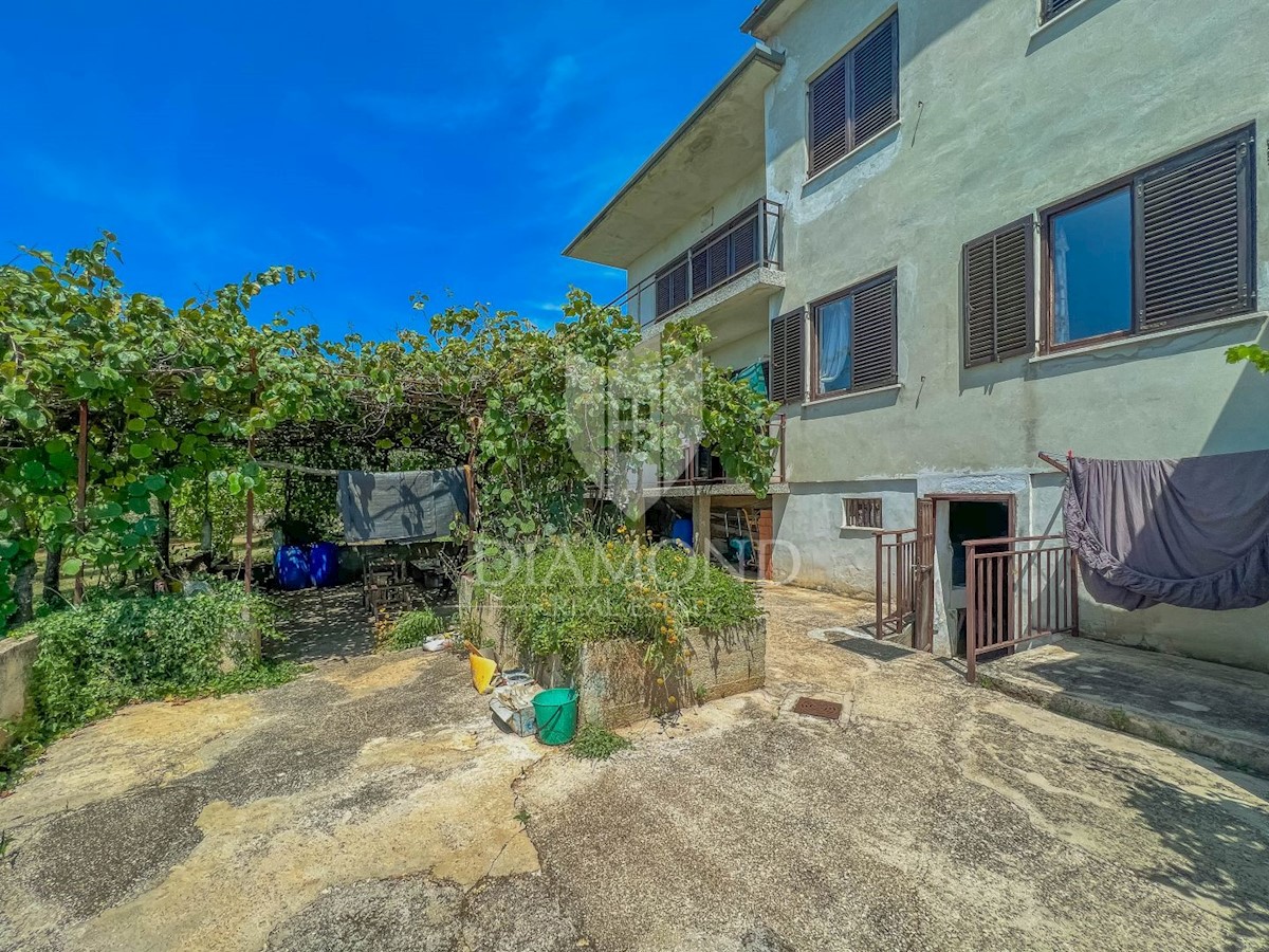 Zona Umago, casa indipendente con ampio giardino