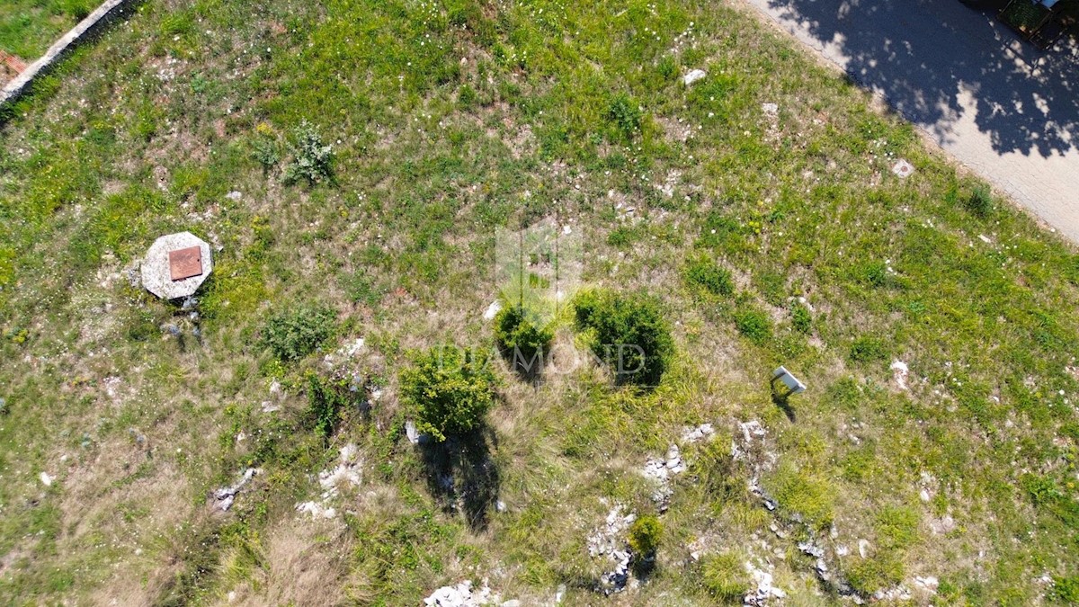 Barbano. dintorni, ampio terreno edificabile