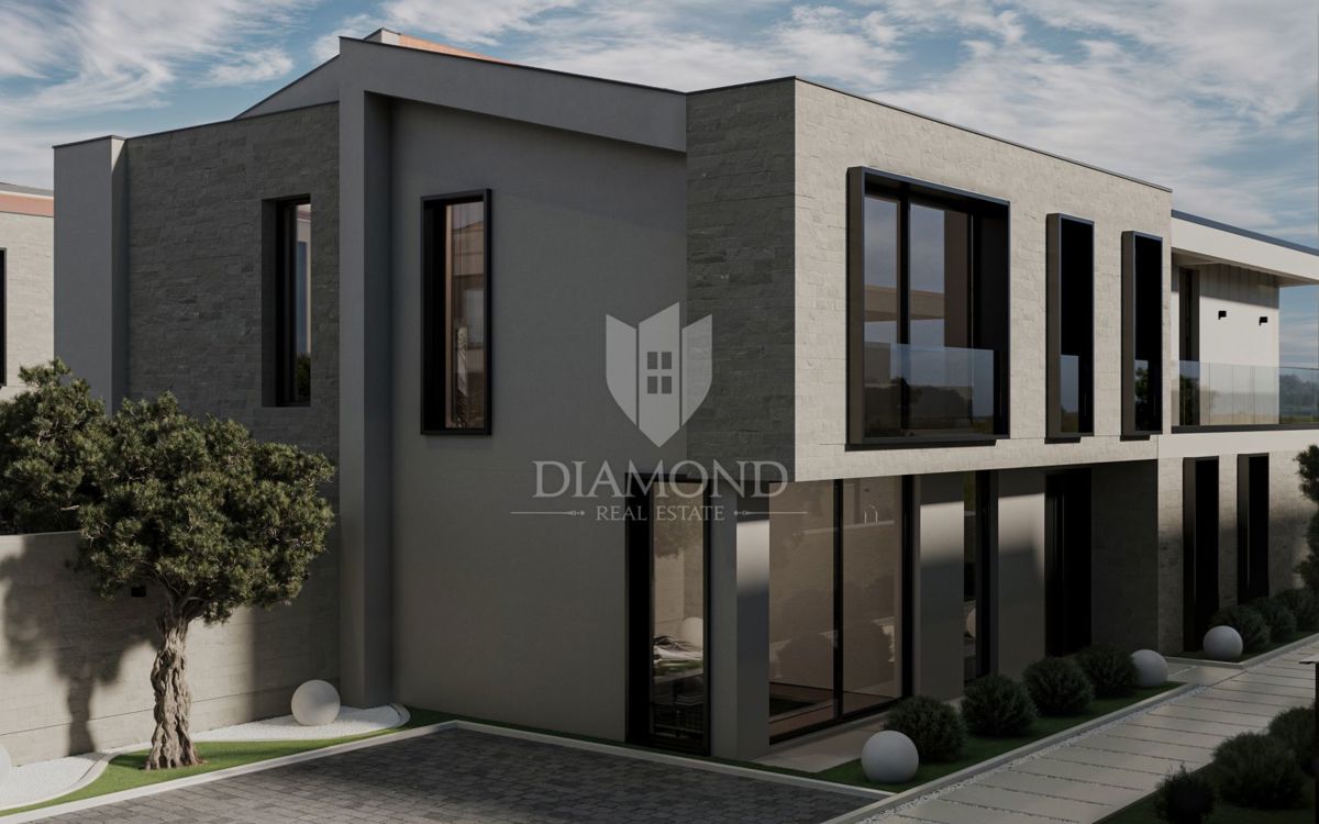 Villa con piscina a 100 metri dal mare!