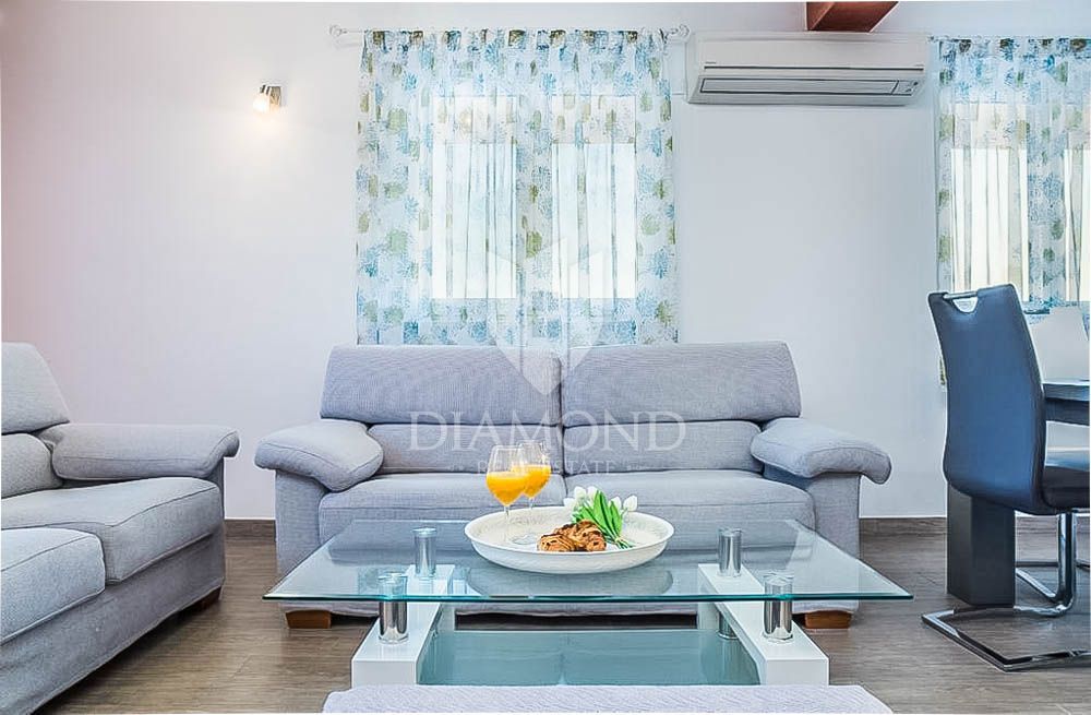 Fasana, una villa isolata con vista sul mare!