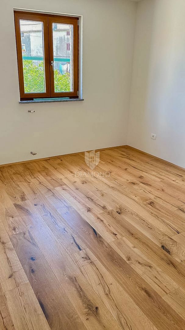 Buie, dintorni! Un meraviglioso nuovo appartamento con vista sul mare!