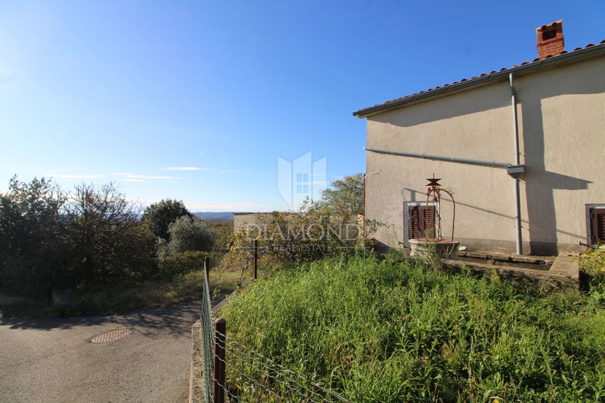 Albona, dintorni, casa di adattamento in una bella posizione