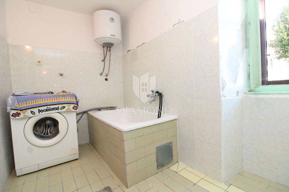 Albona, dintorni, casa di adattamento in una bella posizione