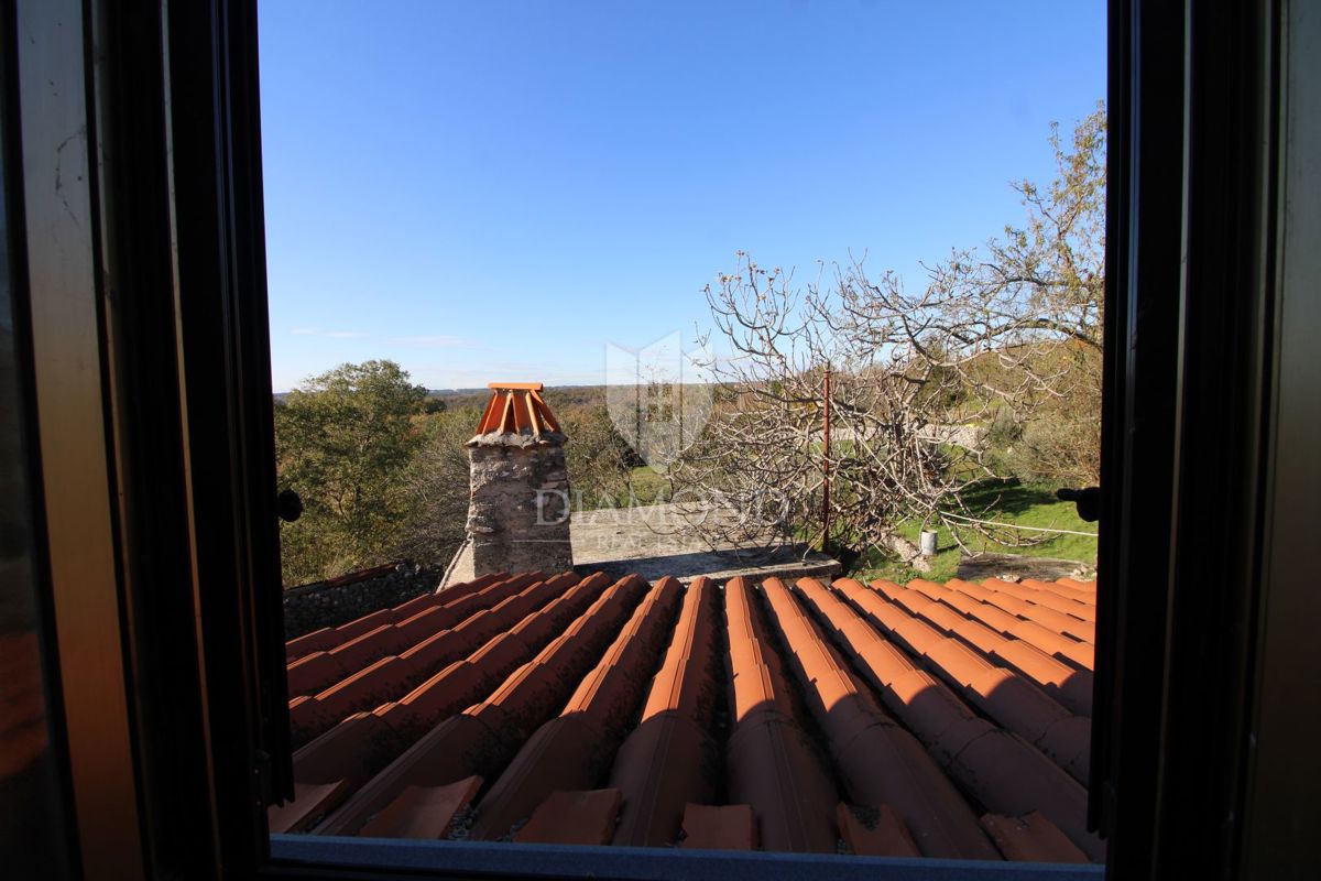 Albona, dintorni, casa di adattamento in una bella posizione