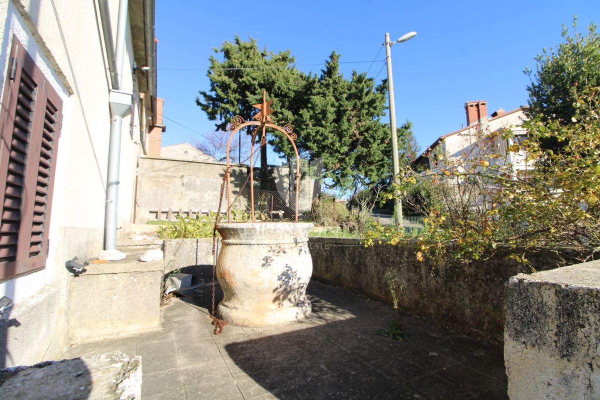 Albona, dintorni, casa di adattamento in una bella posizione