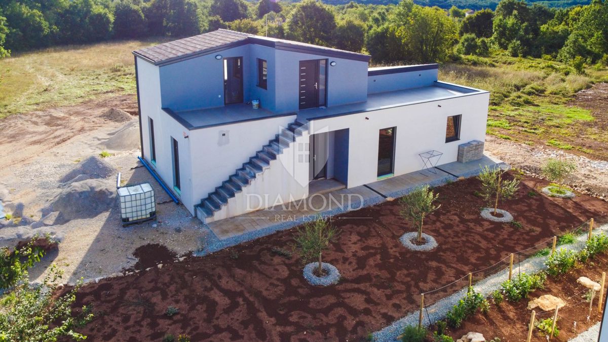 Parenzo, dintorni, casa interessante in un posto tranquillo!