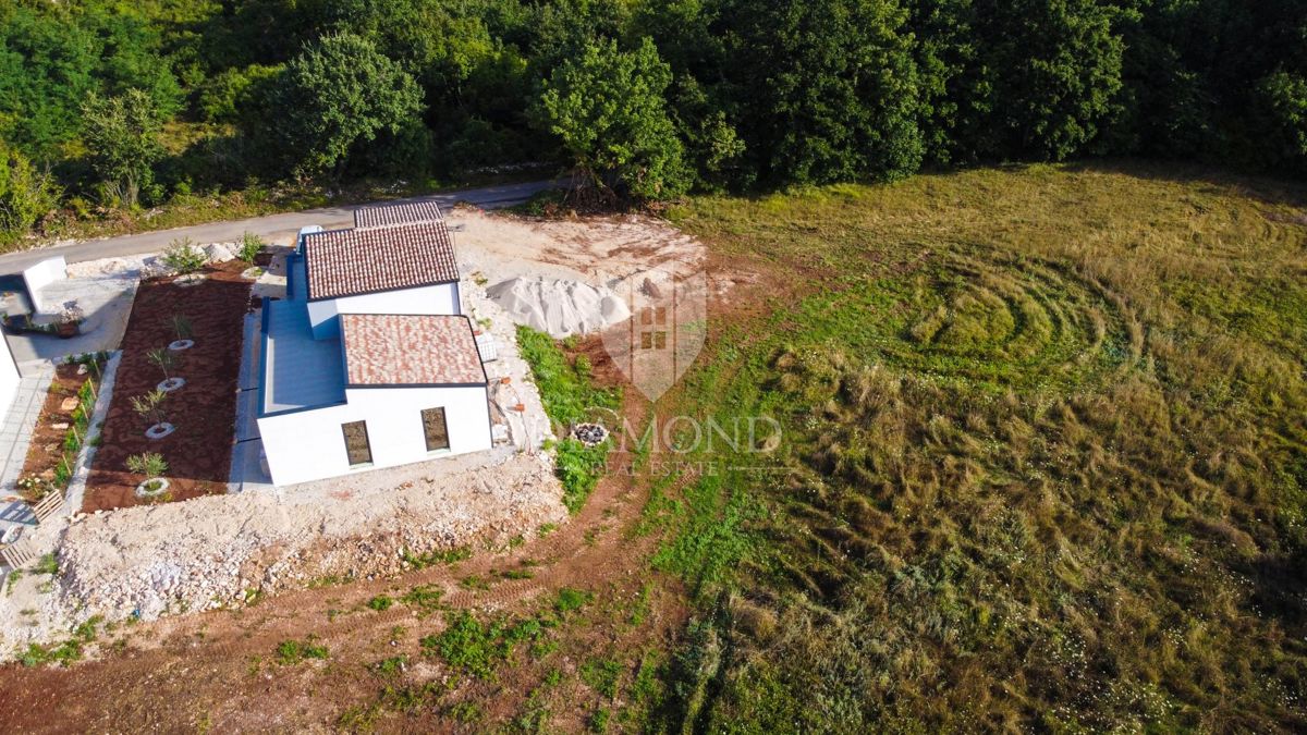 Parenzo, dintorni, casa interessante in un posto tranquillo!