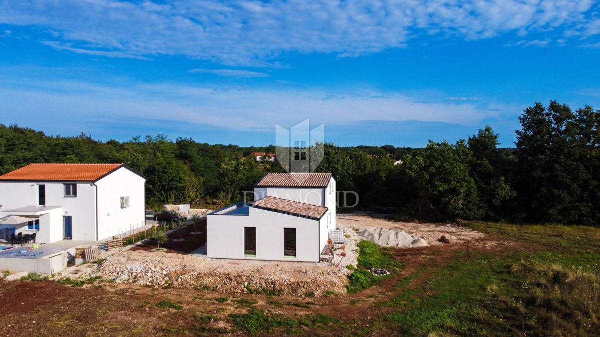 Parenzo, dintorni, casa interessante in un posto tranquillo!