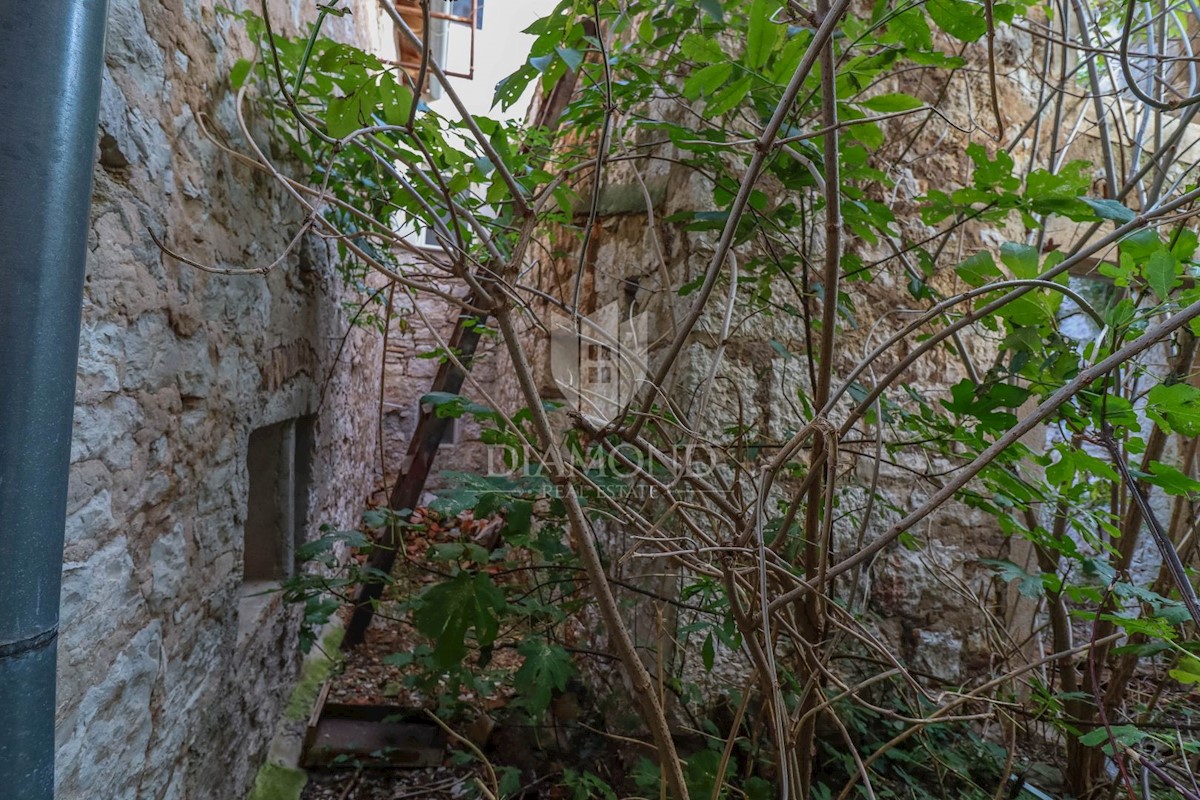 Rovigno, una casa in pietra nel centro storico