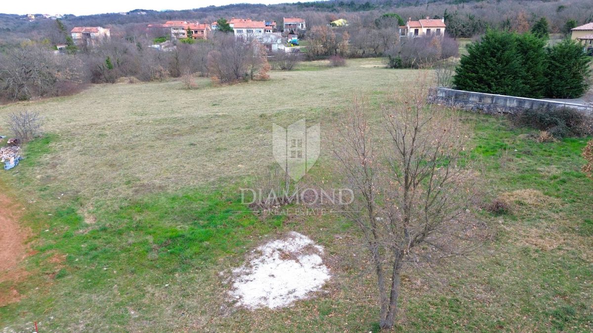 Albona, dintorni, terreno edificabile 