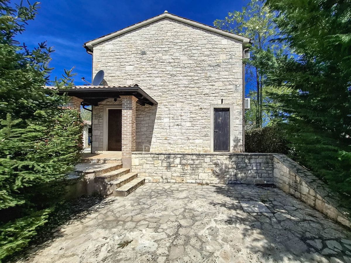Fantastica villa arredata in stile istriano vicino a Parenzo