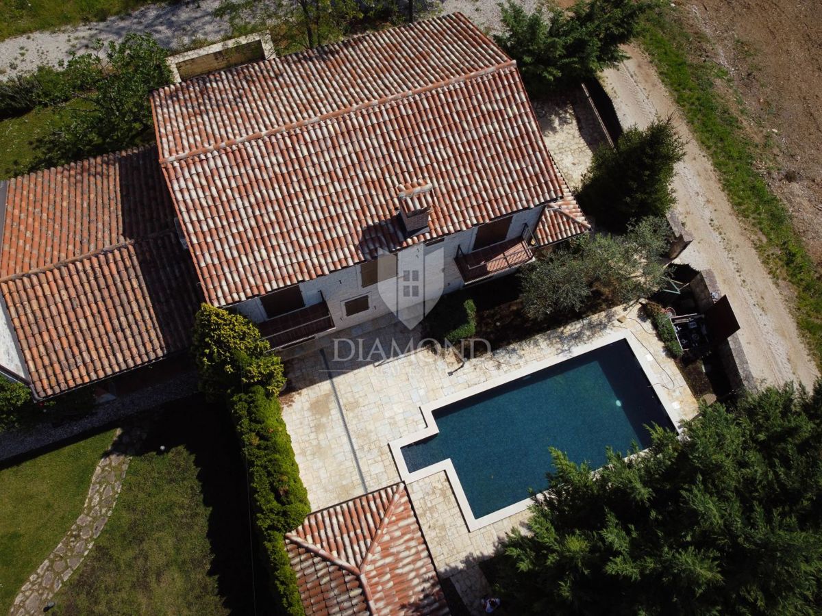 Fantastica villa arredata in stile istriano vicino a Parenzo