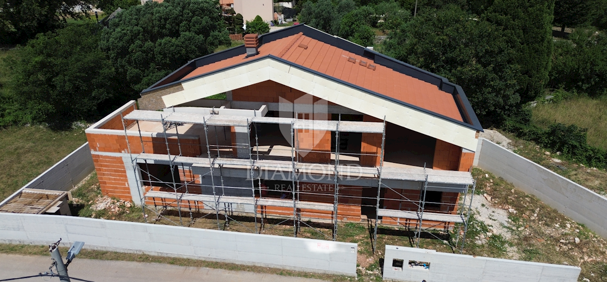 Marčana, casa Rohbau con vista sul mare