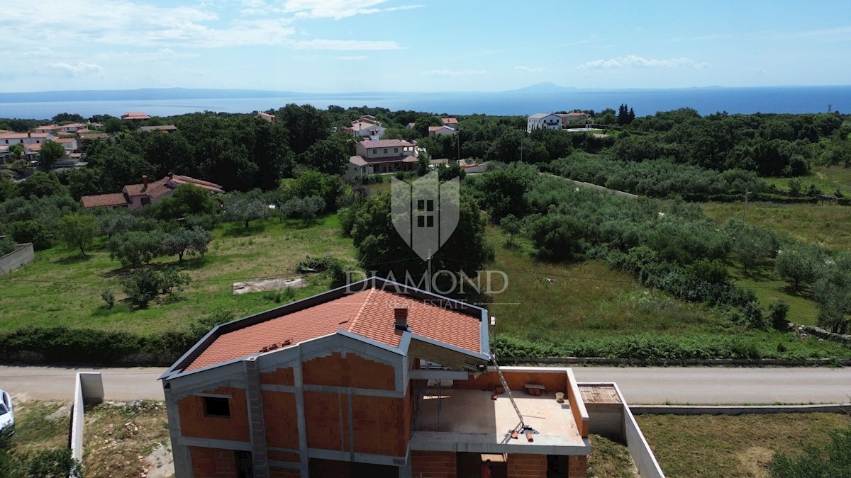 Marčana, casa Rohbau con vista sul mare