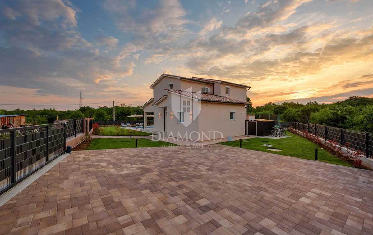 Labin, dintorni, Villa in una posizione tranquilla