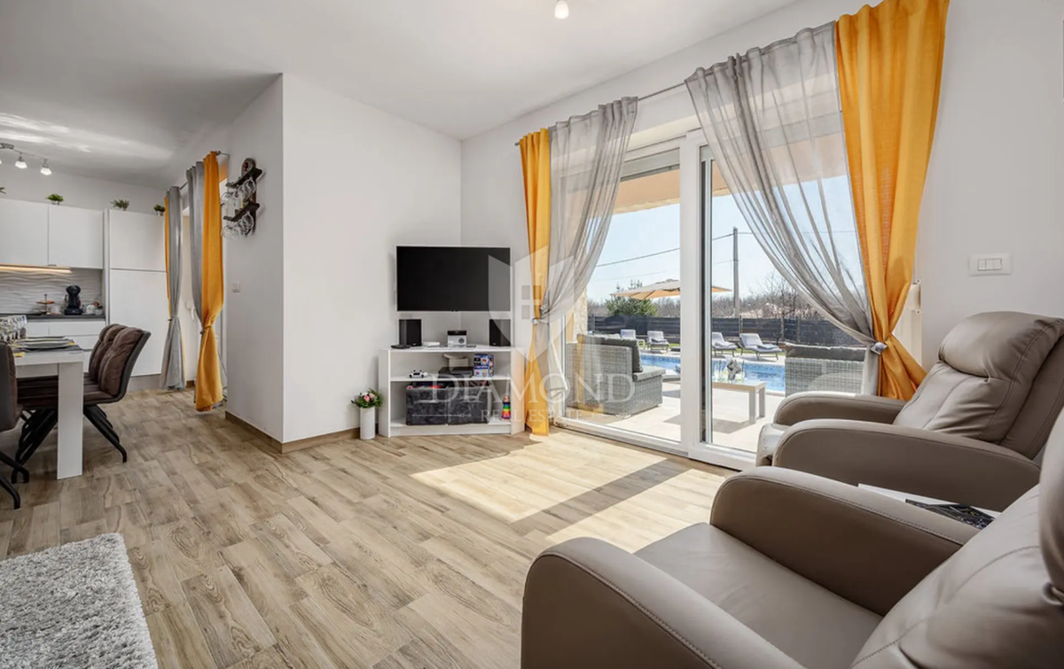 Labin, dintorni, Villa in una posizione tranquilla