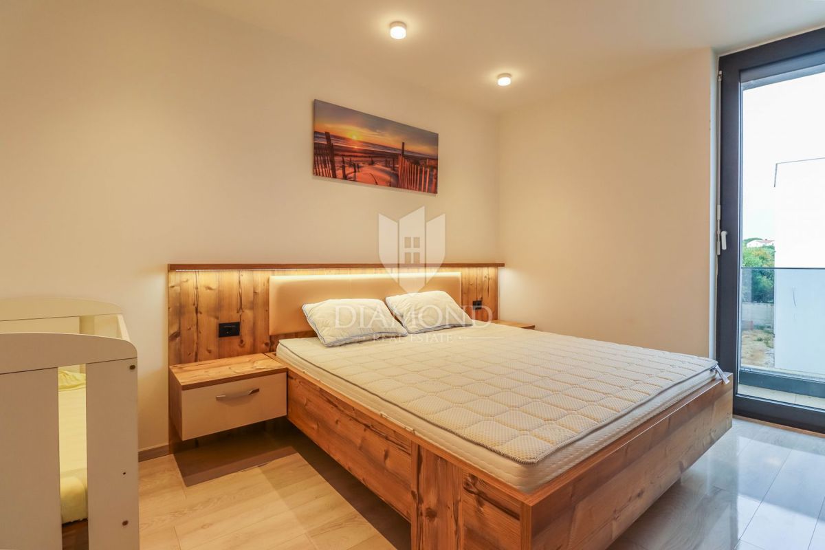 Fasana, Appartamento moderno direttamente sul mare