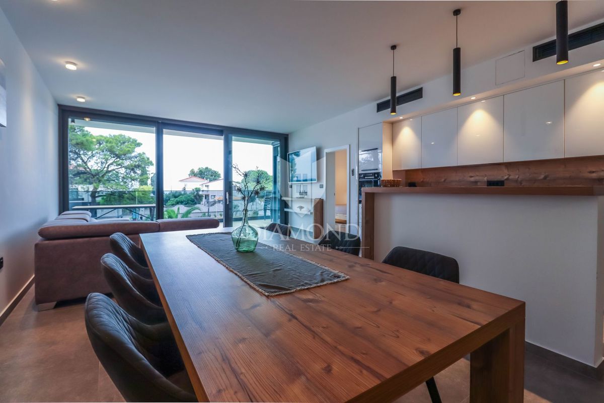 Fasana, Appartamento moderno direttamente sul mare