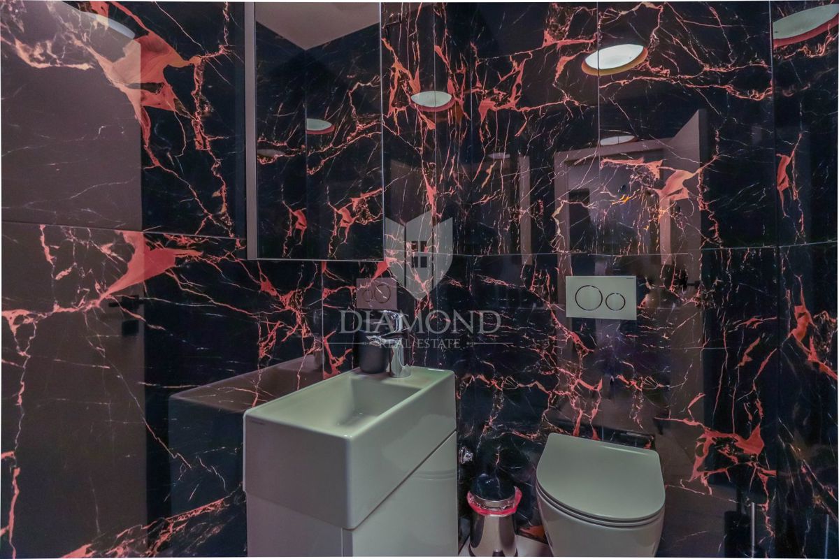 Fasana, Appartamento moderno direttamente sul mare