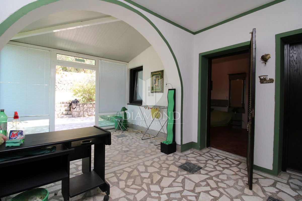 Klenovica, Novi Vinodolski, casa con un enorme potenziale turistico