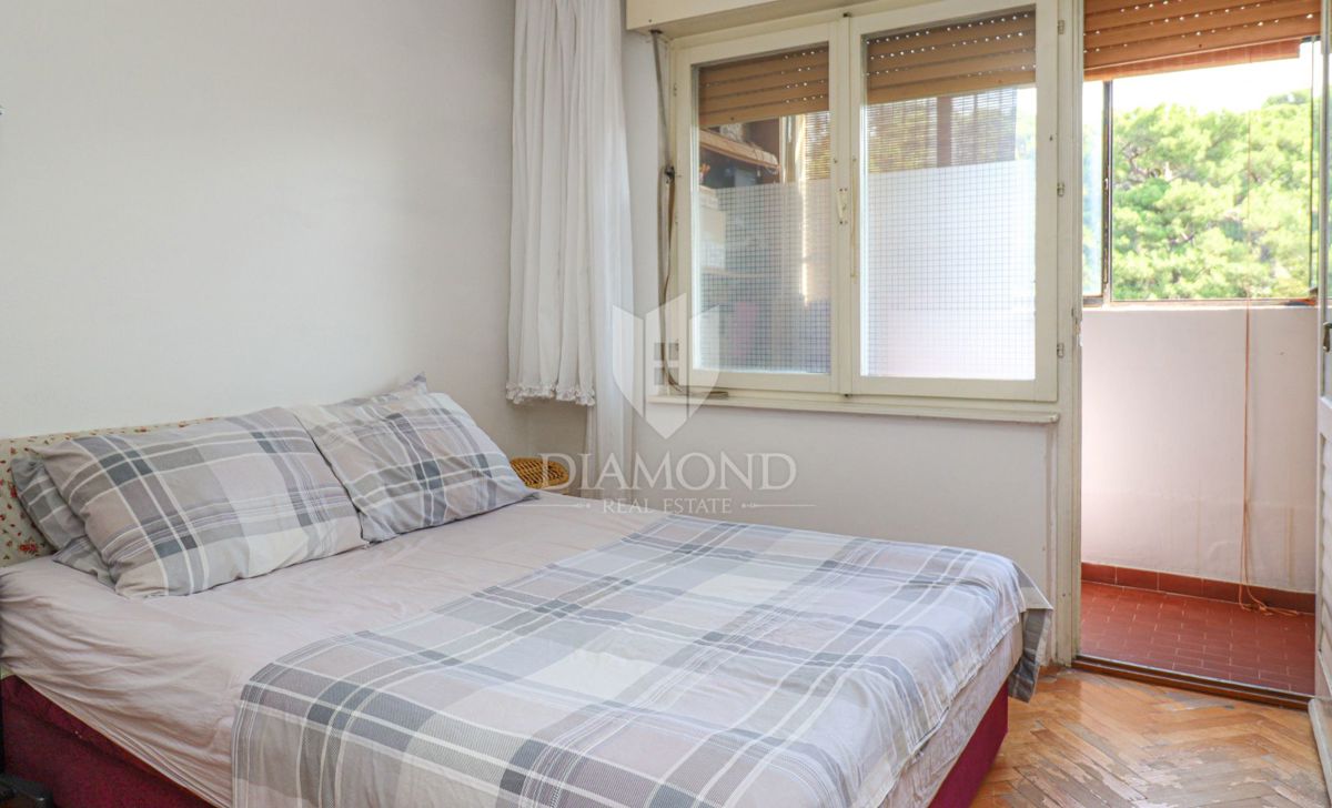 Pula, Bellissimo appartamento vicino all'Anfiteatro con vista sul mare