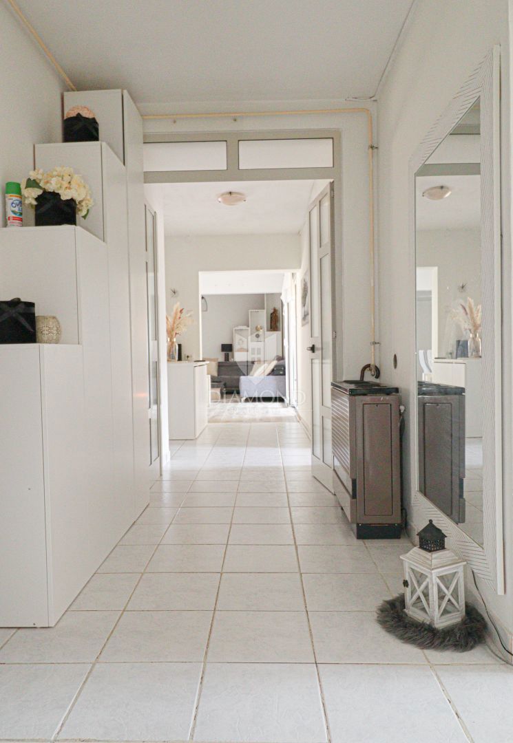 Pula, Bellissimo appartamento vicino all'Anfiteatro con vista sul mare