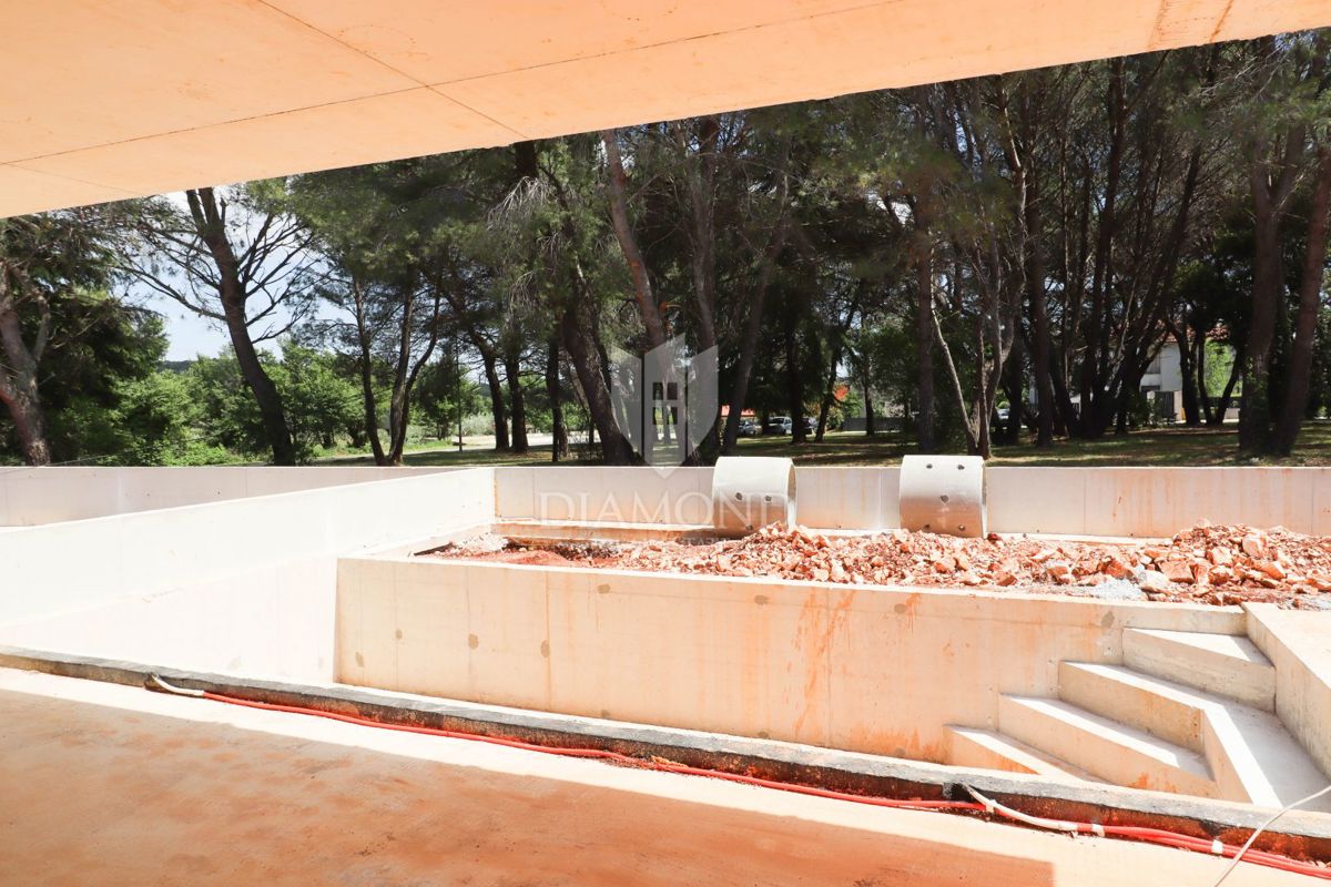 Nuova costruzione con piscina vicino a Rovigno