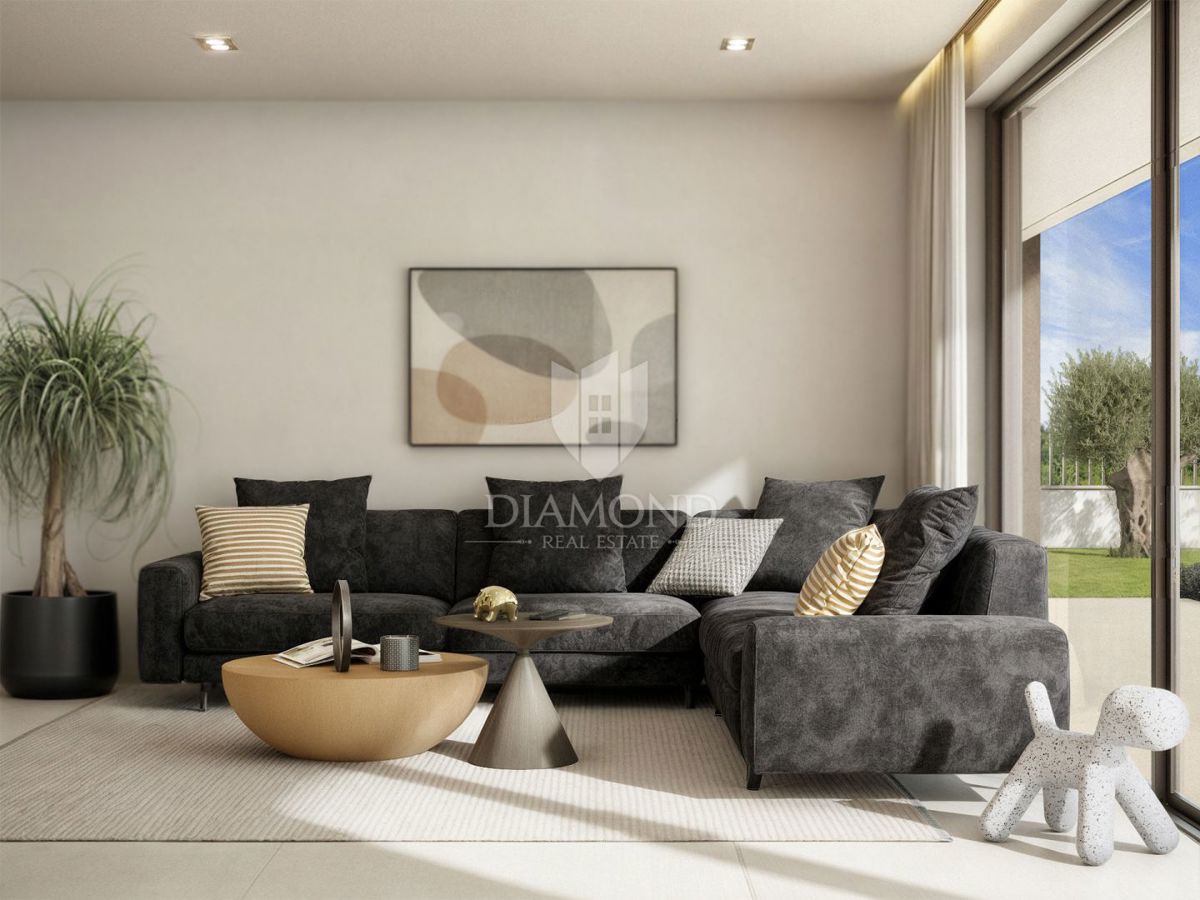 Nuova costruzione con piscina vicino a Rovigno