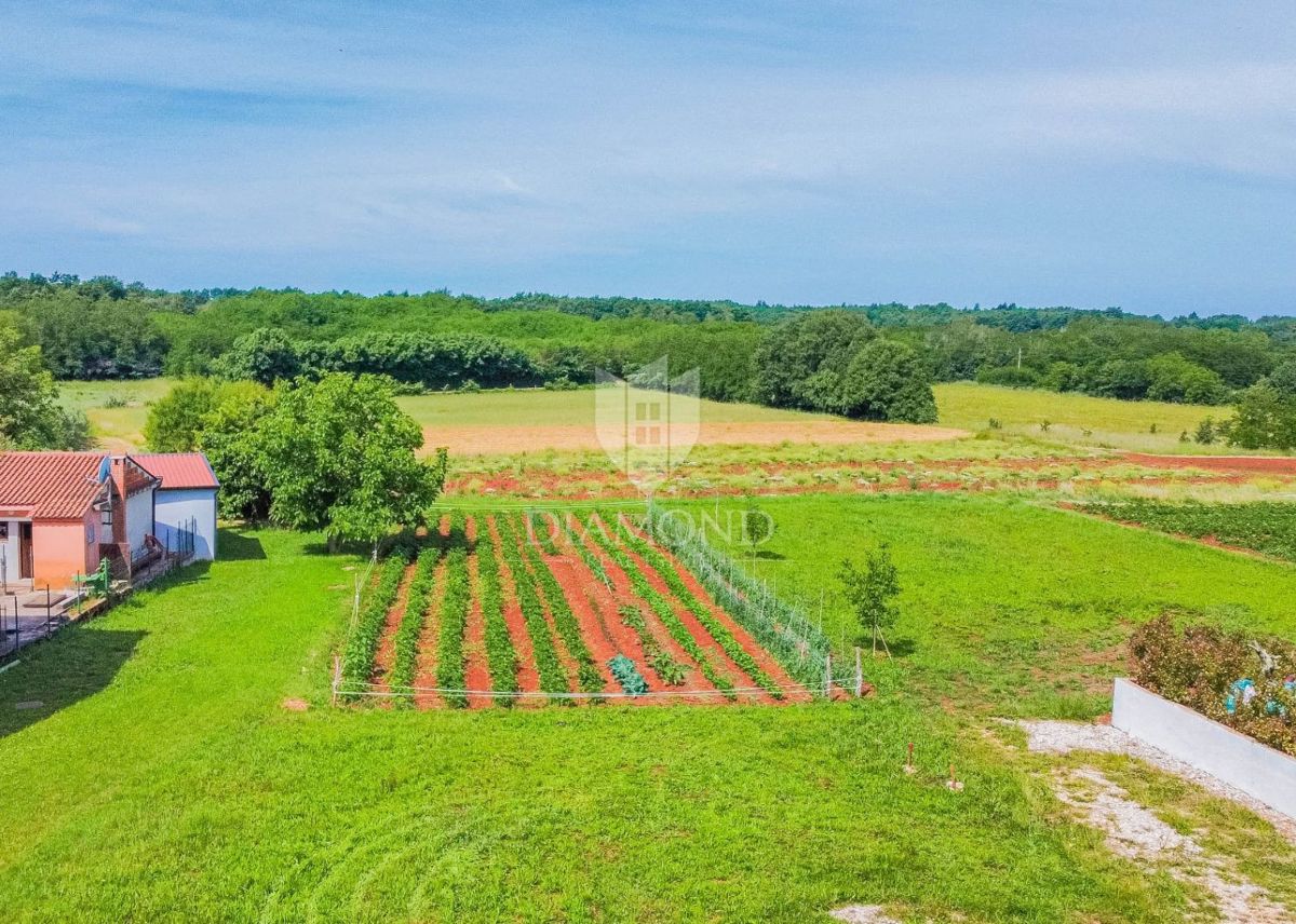 Spaziosa villa in costruzione in una posizione tranquilla!