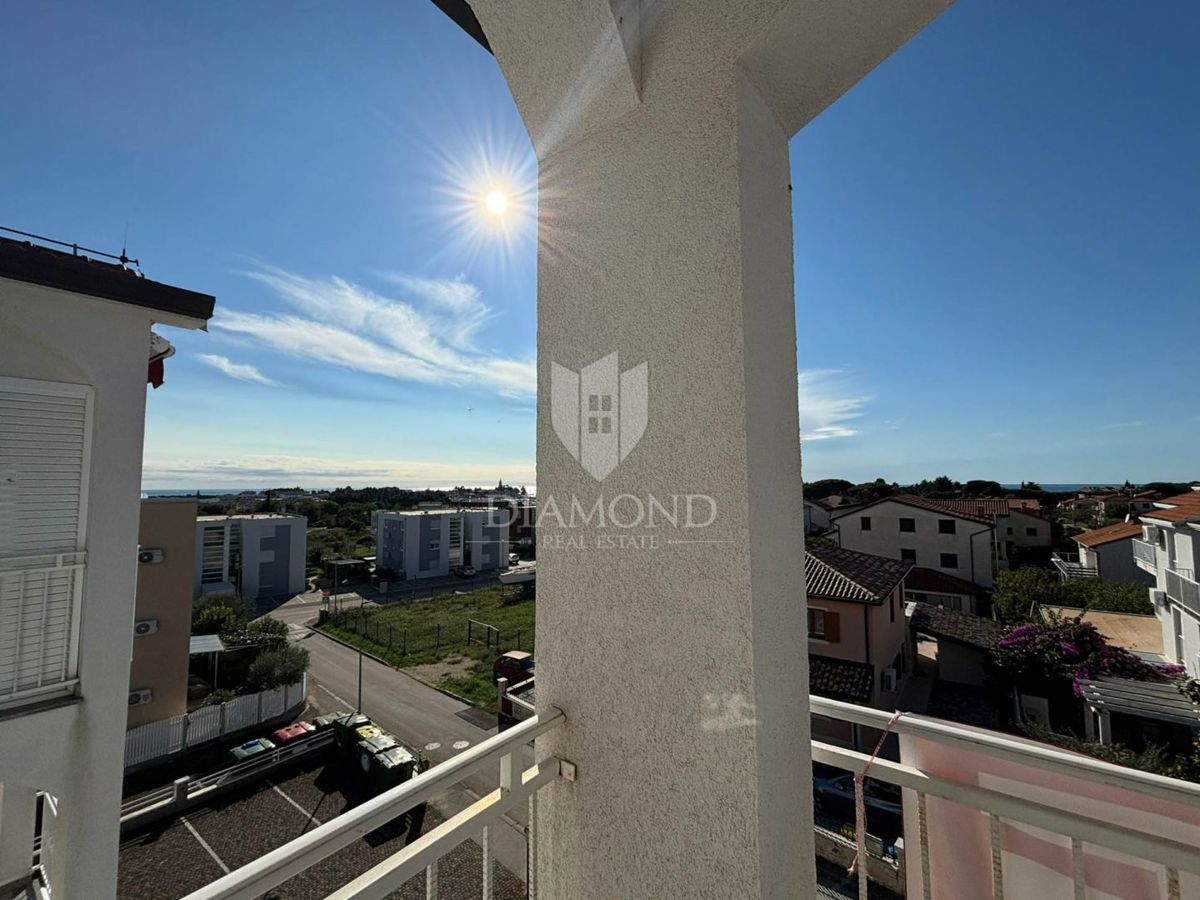 Novigrad, Opportunità! Appartamento con due camere da letto con vista mare!