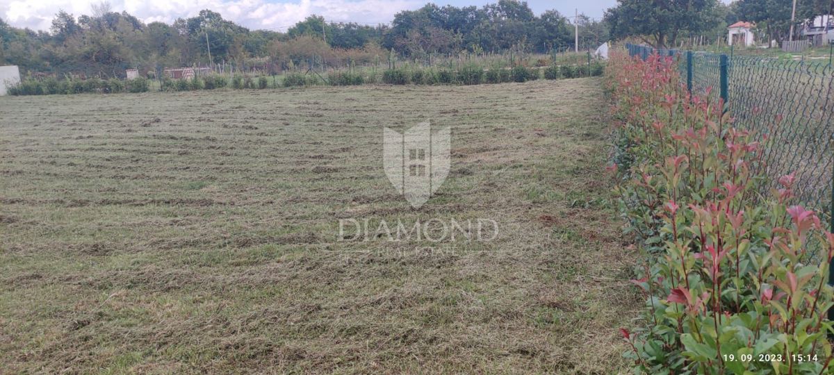Terreno Orihi, Barban, 1.500m2