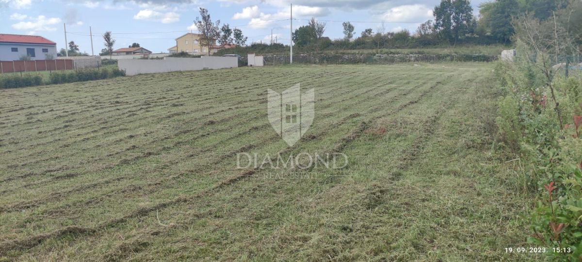 Terreno Orihi, Barban, 1.500m2