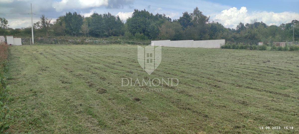 Terreno Orihi, Barban, 1.500m2