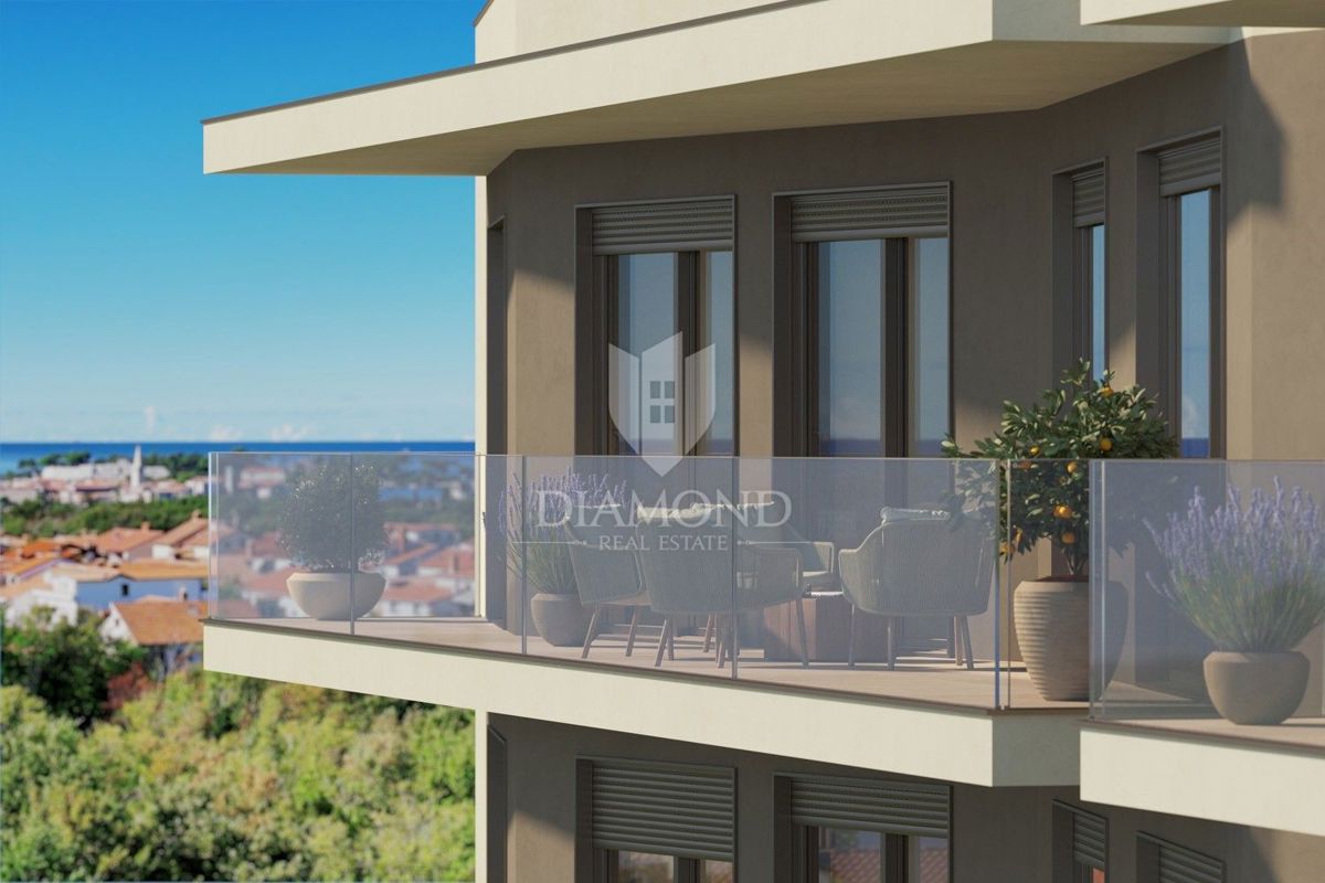 Parenzo, appartamento bilocale con balcone verso il mare!