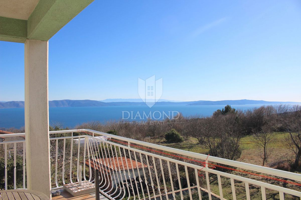 Rabac, dintorni, bellissimo appartamento bilocale con vista mare