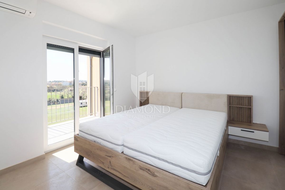 Rovigno, nuovo appartamento con balcone