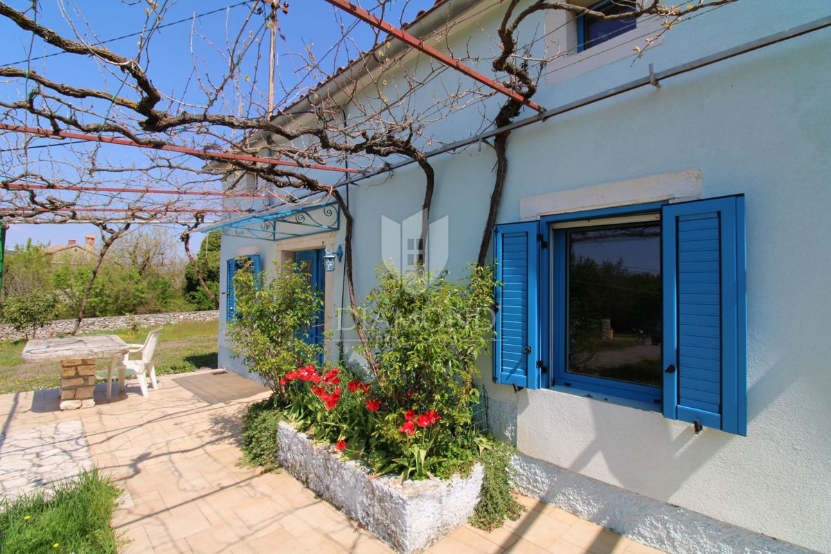 Labin, dintorni, casa molto speciale vicino al mare