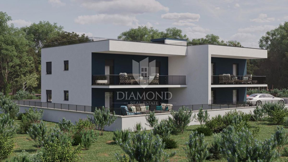 Cittanova, appartamento con terrazza sul tetto e vista mare!