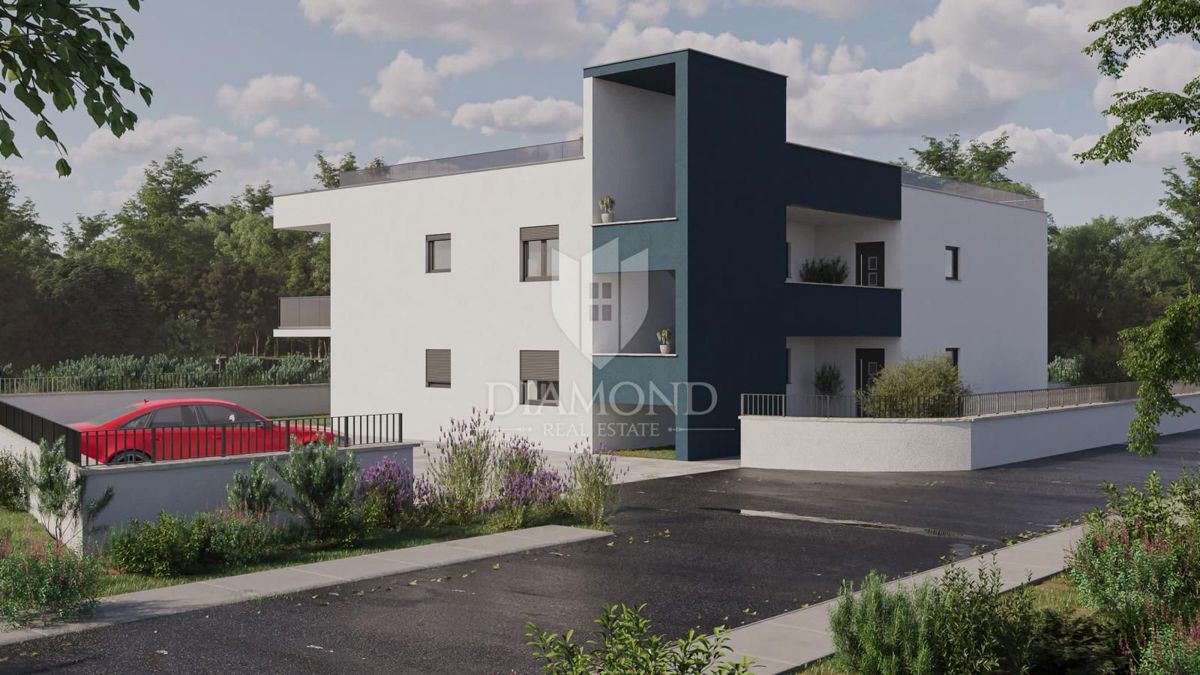 Cittanova, appartamento con terrazza sul tetto e vista mare!